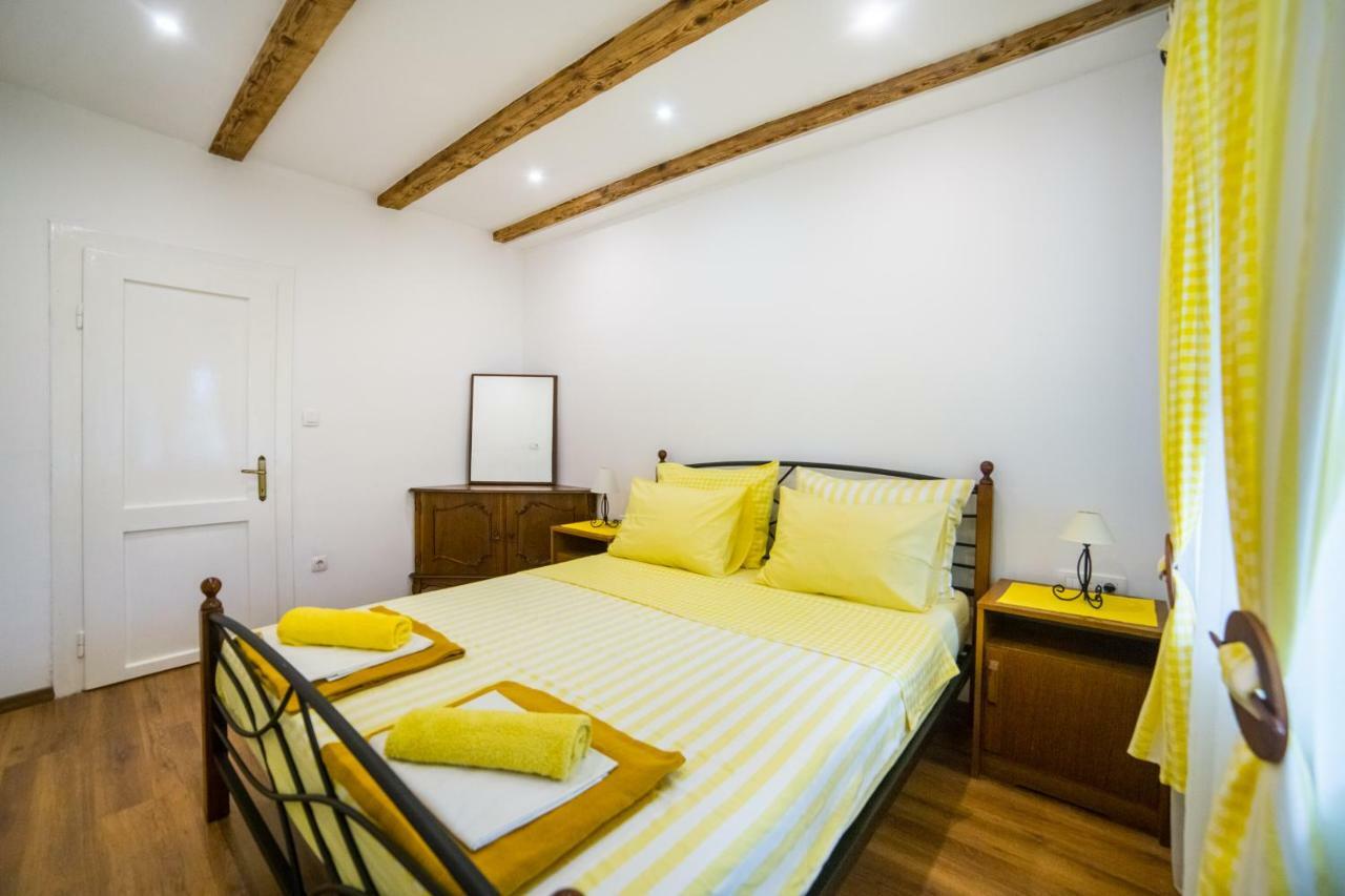 Apartments Stinice Gradac  Luaran gambar